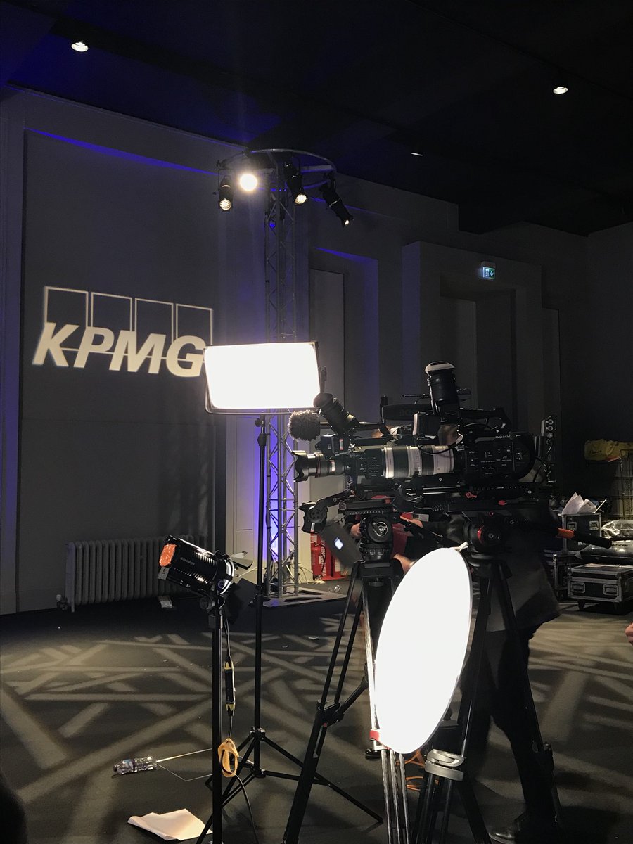 fionailly's tweet image. Behind the scenes with @kpmguk at @scm_events ready for our first #CEO interview with @Eurostar #KPMGExecutiveExchanges
