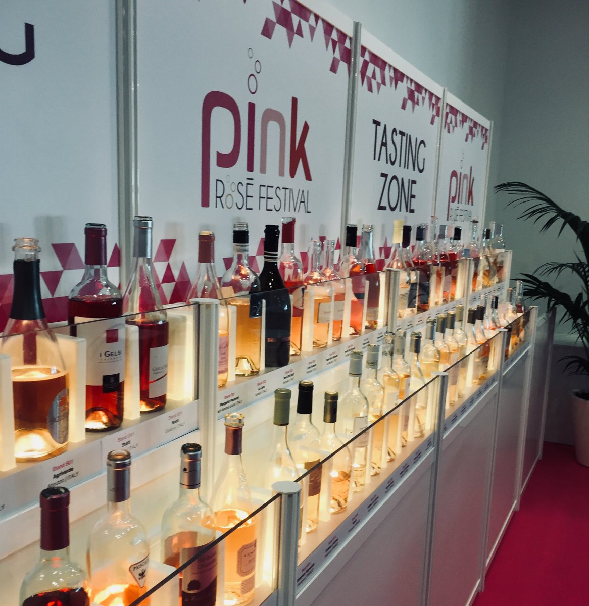 Much more than 50 SHADES OF PINK... Rdv in our Tasting Zone!
#PinkRoseFestival #tastingwine #drinkpink #rosewine #rosé #winetasting  #Cannes