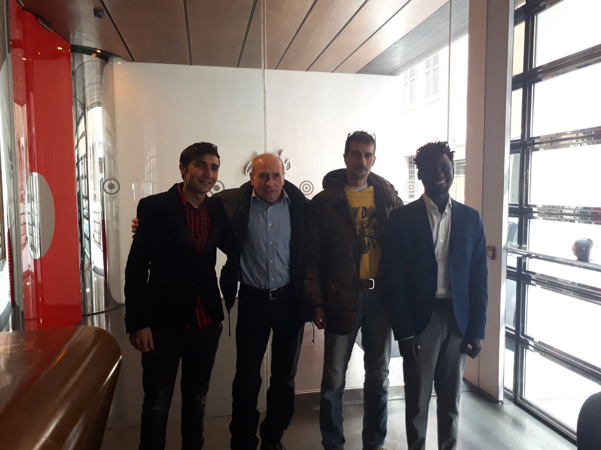 Agevolando1's tweet photo. Grazie ai nostri testimoni speciali...è stato un privilegio ascoltare le vostre storie! Grazie a tutte le istituzioni presenti e all'Associazione Nazionale Vittime Civili di Guerra che ha reso possibile questo momento!
#stopallebombesuicivili #anvcg #agevolando #rimini https://t.co/q2CCRowvd0