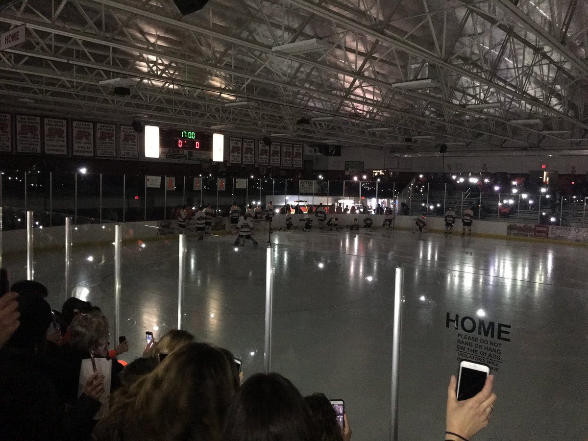 mochamal's tweet photo. What a great night supporting Nate! #ERHockey #NRG #playfornate #LLS #kickcancersbutt https://t.co/dBbdqp8TTc