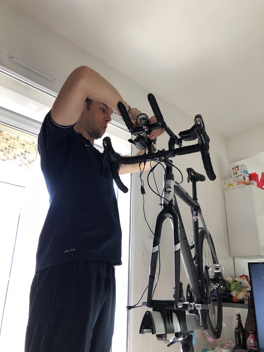 denisthemachine's tweet photo. Il se prépare qqch... #ItalyDivide #Italie #cycling #gravel #Rome #Florence #April2018 #UnsupportedRace https://t.co/oUWVAKEen4