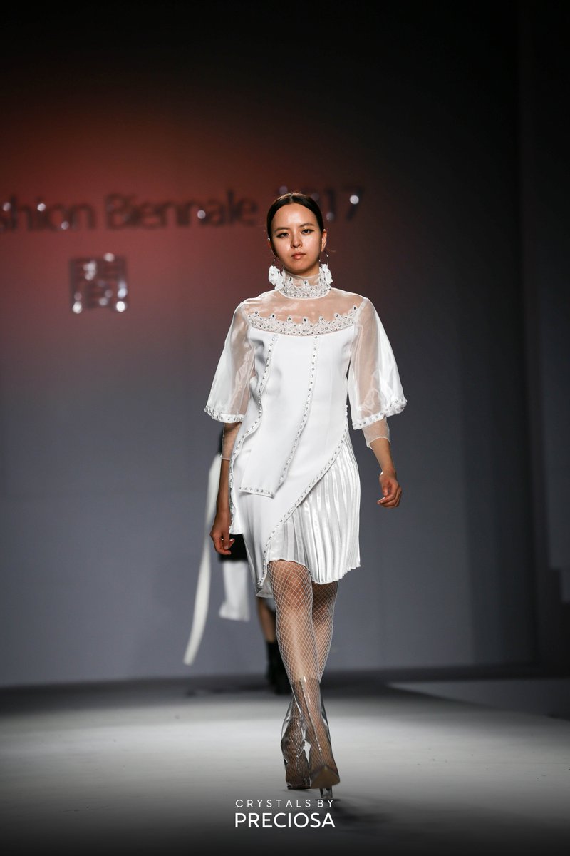 Students of Preciosa partner 이상봉 Lie Sang Bong used #crystalsbypreciosa in some fabulous pieces last December, on display here in Seoul, Korea