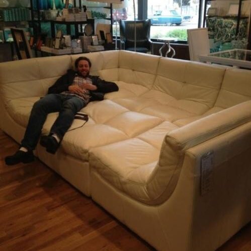 My Couch Pulls Out But I Don T My Couch Pulls Twitter