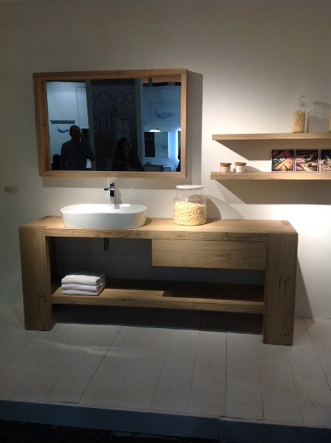 eurocasa_'s tweet photo. Líneas de elegancia y sobriedad que dan un toque especial al baño... #Mapini #Cevisama #Cevisama2018 #bathroom #Alicante #SomosEurocasa @Cevisama https://t.co/Z6TIfoY32n