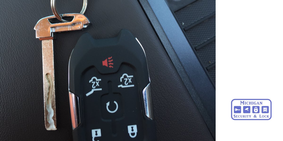 MichLocksmith's tweet image. Did you know that in most new cars that have the push to start button feature also have a emergency key inside the fob? We can make an extra key for much less than a new fob for safekeeping and emergency’s.
#locksmith #kalamazoo #lostyourkeys #carkeys