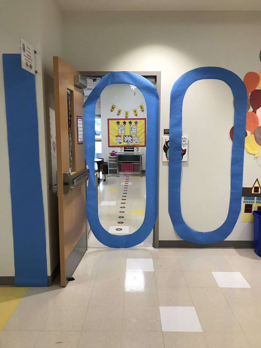 AECarter2's tweet photo. Here's to 100 days! #owlsome #100thdayofschool https://t.co/rdKGhG1lAC