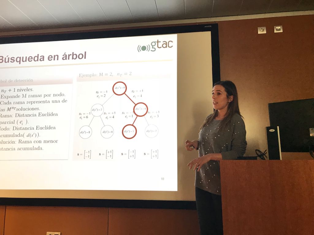 iteamUPV's tweet photo. Marian Simarro nos cuenta en directo cómo son las comunicaciones en el GTAC #scientificcoffee #Science #WomenInScience #WomenInSTEM https://t.co/tm9LHNvtbQ