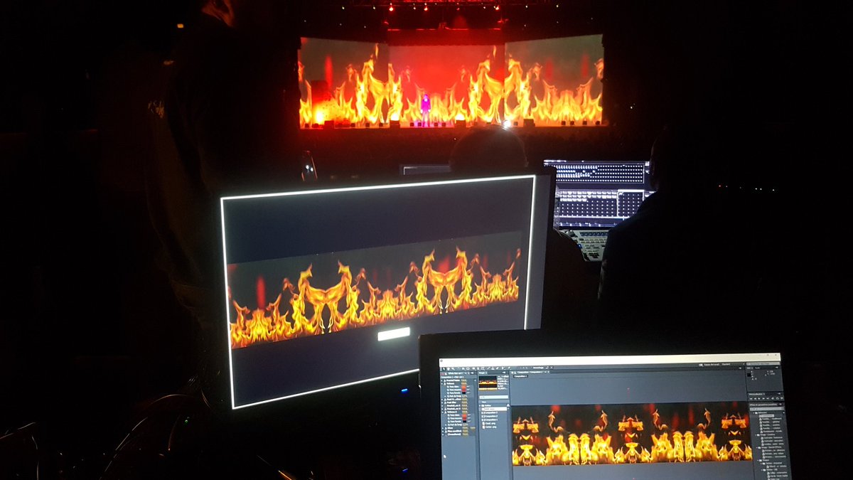 Bahuaud44's tweet photo. #Ledcreen @ledcastdesign #ComedieMusicale #InVia #Rennes #Novastar #ledcast @MODULO_PI #AfterEffect #Mprod #Vj #Ledpannels #bigscreen #audiovisual #spectacle https://t.co/XjXS5j4xxS