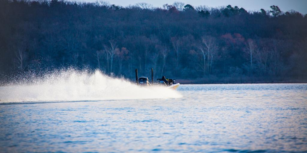 In search of some Alabama bucketmouths behind #GPSMAP touchscreens, as the 2018 #BassElite season kicks off today at Lake Martin.