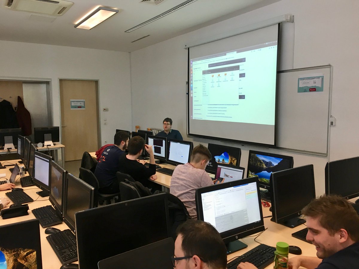 PGersak's tweet photo. @DavidStarina delivered #blockchain #HyperledgerFabric workshop for developers to @UniverzaM FERI Winter School students! Thanks David! https://t.co/J8c2IXuoTS
