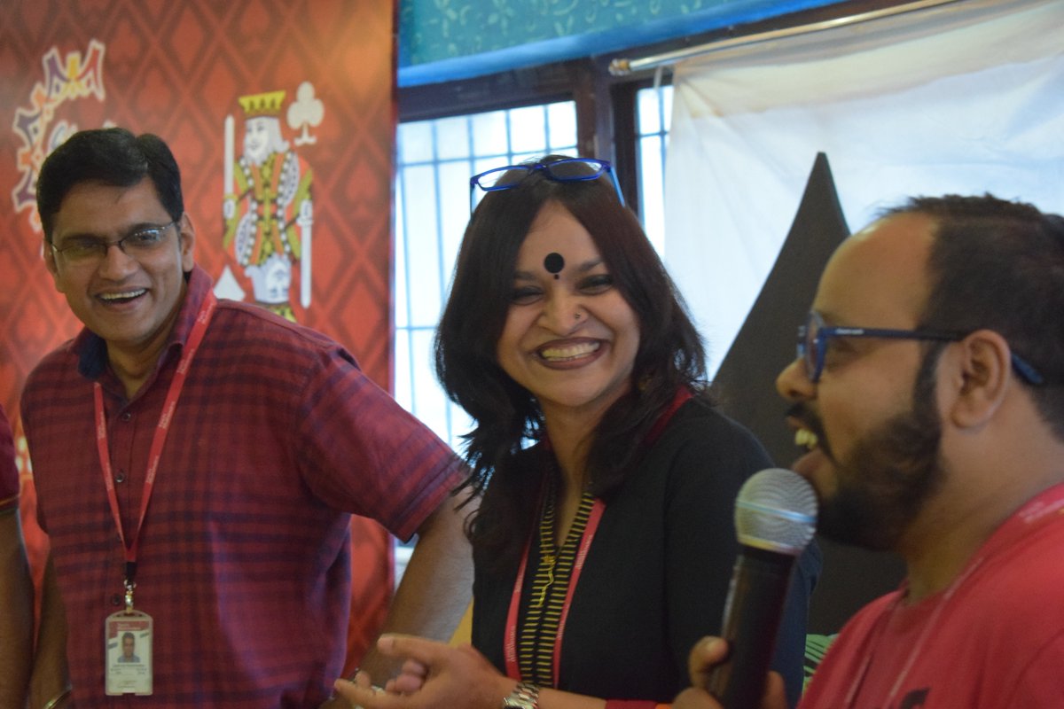 mitrasourav86's tweet photo. With the king and queen and the ACE Sharda Ekatvam Launch.#ekatvam2018 @kalpanadivadkar @vrindapisharody @aditbh @mathur_dilip @MishraSabya @vpnirbhya @rajendra_medhi @tech_mahindra @techmahindracsr @JoshPune @ChetanJAgrawal1 @thenielsalvi https://t.co/Ek9SqSrNpB