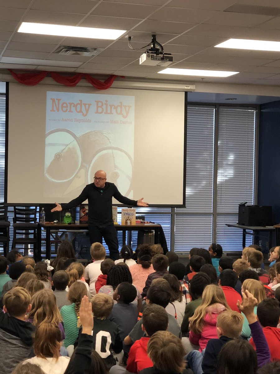 MrsBurnsReads's tweet photo. What a treat to have an author visit from @areynoldsbooks Thank you @DESReads_Diggs for organizing! #DESisBEST https://t.co/8IcKFD6JmI