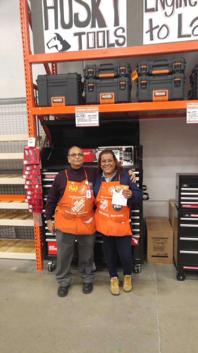 Two commercial cards opened this week Thanks for your dedication to our customers. Great job Ada and Vijay!! <a href="/krystalgunning/">Krystal Gunning</a> <a href="/akm3831/">Amanda</a> @HillardBob <a href="/GardnerD314/">Sara Gardner</a> <a href="/Jwall5Wallace/">Jennifer Wallace</a>