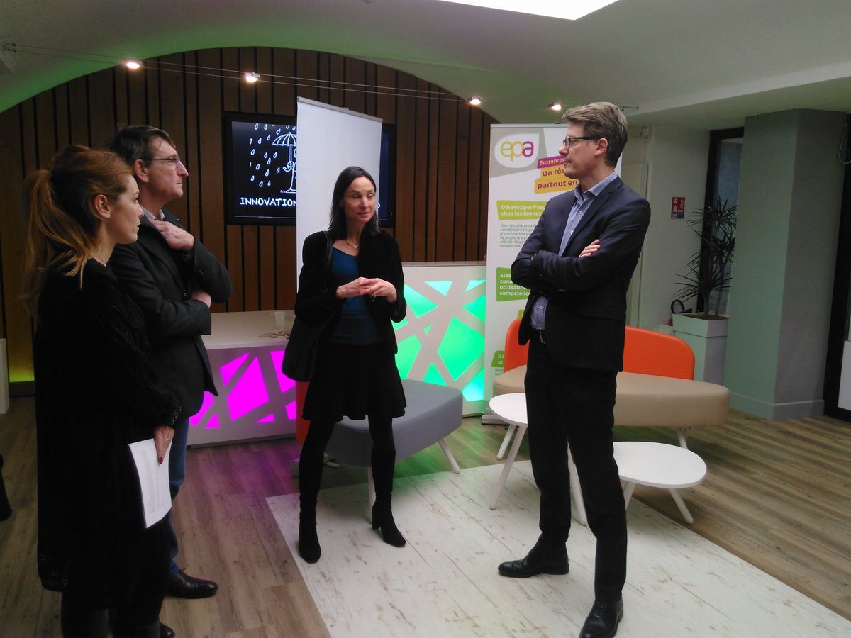 Signature convention #partenariat avec le Crédit Agricole &amp; sa Fondation CASD : + de jeunes sensibilisés #entrepreneuriat #innovation 🎉<a href="/audreycace/">audrey urity</a> <a href="/ca_centrest/">Crédit Agricole Centre-est</a> <a href="/CA_LHL/">CA Loire Haute-Loire</a> <a href="/CASudRhoneAlpes/">Crédit Agricole Sud Rhône Alpes</a> @CA_des_Savoie @cacentrefrance <a href="/HerissonNoel/">Herisson</a> 🙌 #tousensemble MERCI!