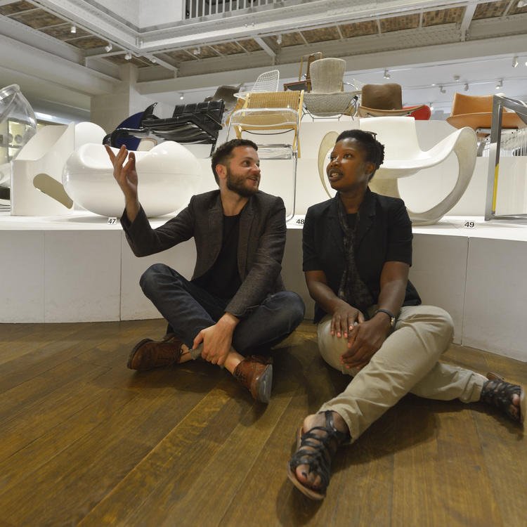 2/10: Join a 3-hour masterclass with guest curators and scholars in the field of Design History, Material Culture and Curatorial studies, and get an exclusive tour of the Musée des Arts Décoratifs. RSVP→ fal.cn/qkFd