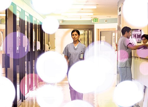 cisco_spain's tweet photo. Casos de cliente #RenovarLaRed - @BaptistHealthSF : "En un hospital, tener una red fiable es literalmente una cuestión de vida o muerte." #ent_ce https://t.co/j1SVVYZn8X https://t.co/C61IykUpXF