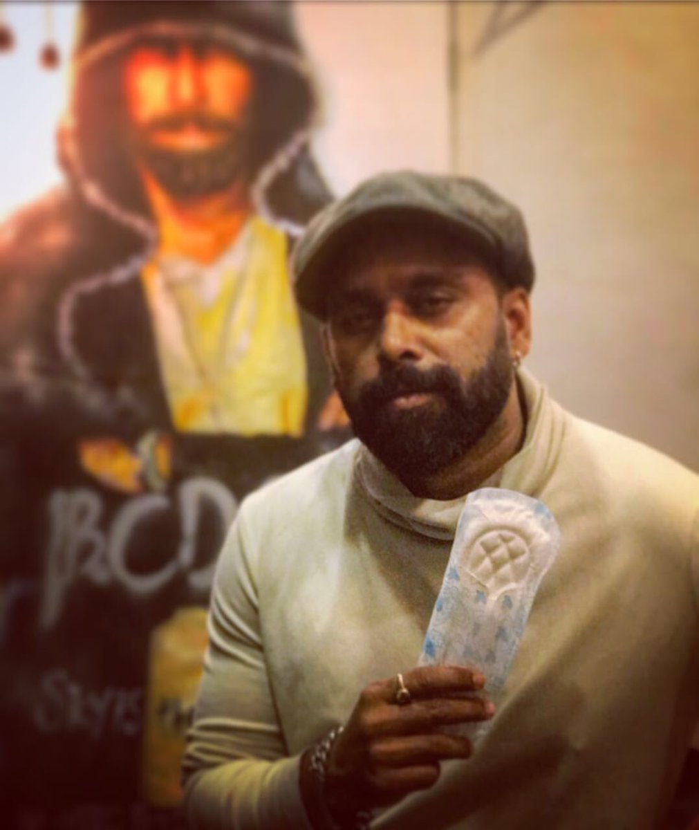 BoscoMartis's tweet photo. Breaking taboo! 

Yes that’s a pad in my hand. There’s nothing to be ashamed of. It’s natural, Period. Best wishes to @akshaykumar @sonamakapoor @radhika_apte #padman challenge. I further nominate @csgonsalves and #teamBCDC https://t.co/KSUahmXZnm