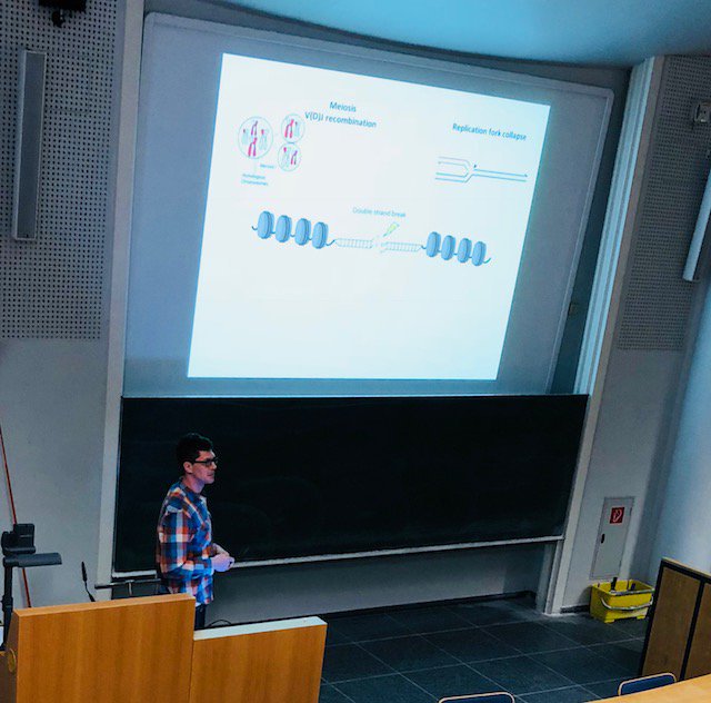 hopfnerlab's tweet photo. Today, Hinnerk and Sebastian presented their work about #DNA_repair and #chromatin_remodeling as a hopfnerlab double-feature at the #GeneCenter Thursday seminar. Congratulations, two great talks!
@LMU_Muenchen https://t.co/fpHd3Dpdzg