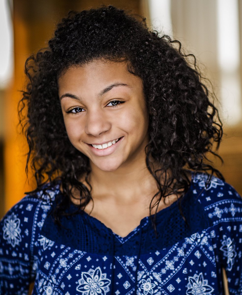 CiaraAlexys's tweet photo. Thank you @PierreGautreau for the amazing new headshots! https://t.co/4DekNjew9K