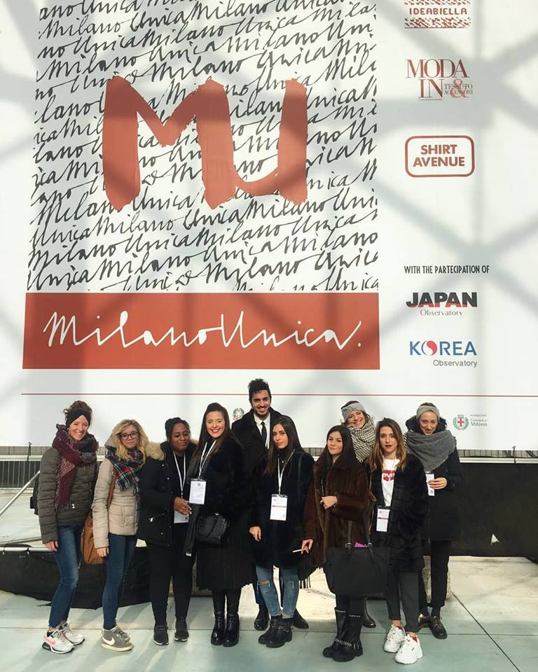 FerrariSchool's tweet photo. @milanounica_mu 😀 #milano #ferrarifashionschool #fashioneducation #milanounica #tendenze #trend #eyesonme #stilista #fashiondesigner #fashiondesign #collezione #collection #studenti #students #fashionstudent https://t.co/84lZEdt3Q4