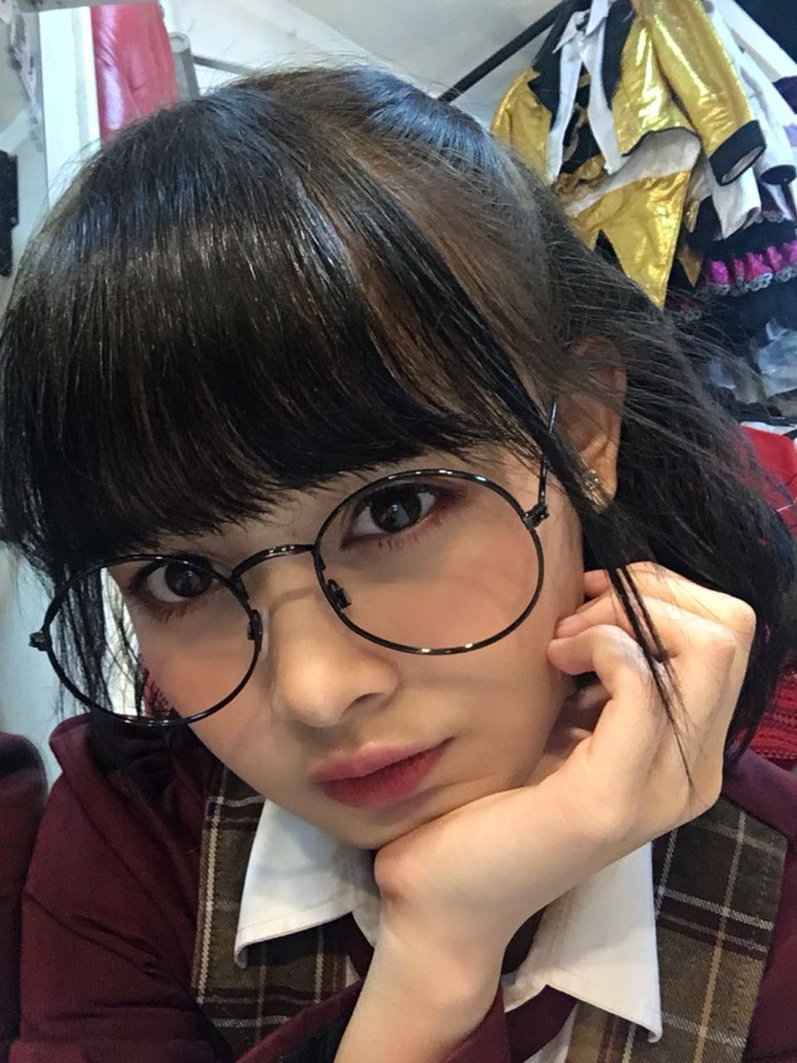 F_FeniJKT48's tweet photo. Heyhooo makasih banyak theater hari ini !!! 😘😘 Seru gak ? Hehehe 😘😘 
Nanti Sabtu ada theater lagi see u! 😆😆 https://t.co/4OL1VzMBjF