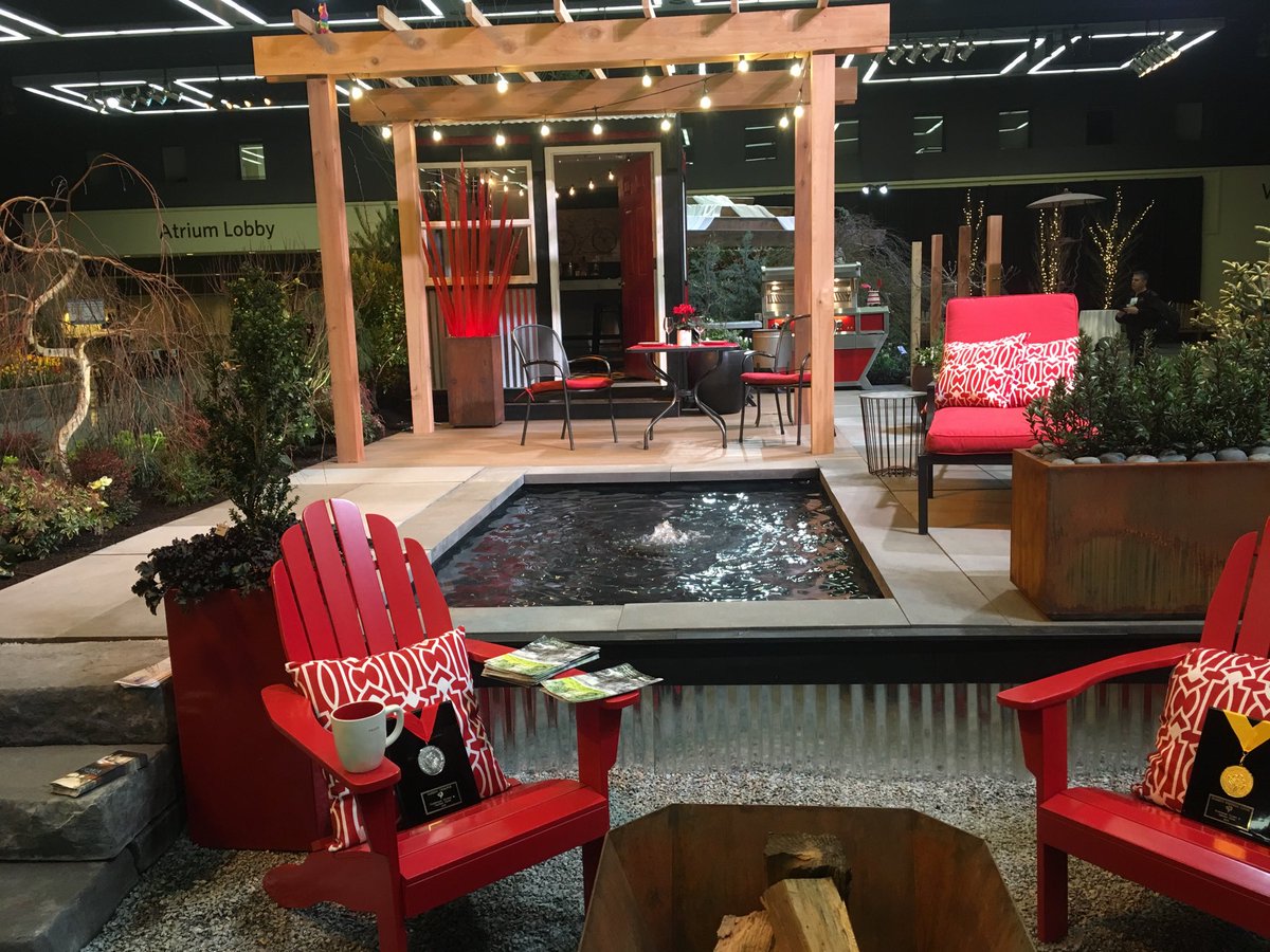 Sunset Award goes to garden Contained Excitement the shed is a shipping container#nwfgs