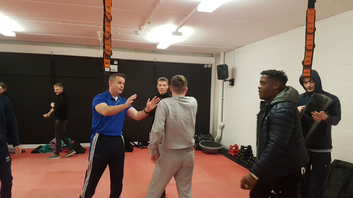 DubCollegeRush's tweet photo. Great day of students learning Personal Safety from https://t.co/bbBMQUHKvq 
How to protect yourself from attackers safely is a very important for all young people both male and female..👍👍👍
Reasonable
@ETBIreland 
@ddletb 
@ESF_Ireland 
@NAYCEXEC https://t.co/fUO7BGXWPV