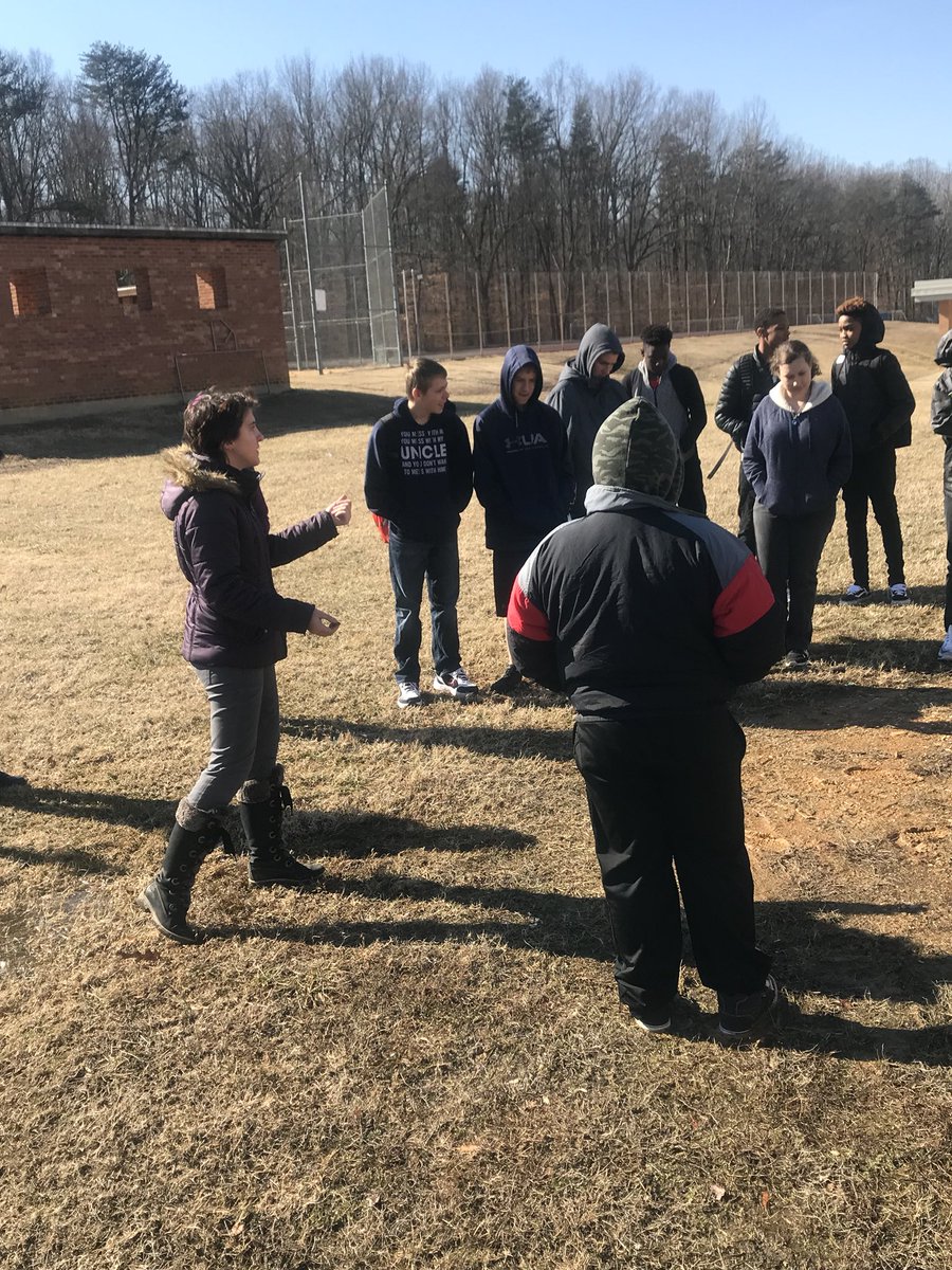 TheKoolestDoc's tweet photo. Kudos 2 Ms. Albro 4 taking learning outside the classroom. Students were learning abt the elements of dirt in their Earth Science Class | #Observations #AdminKOOL #DrKool | @ccpssupt @CCPS | @LackeyHS https://t.co/jQXSqLYKP8