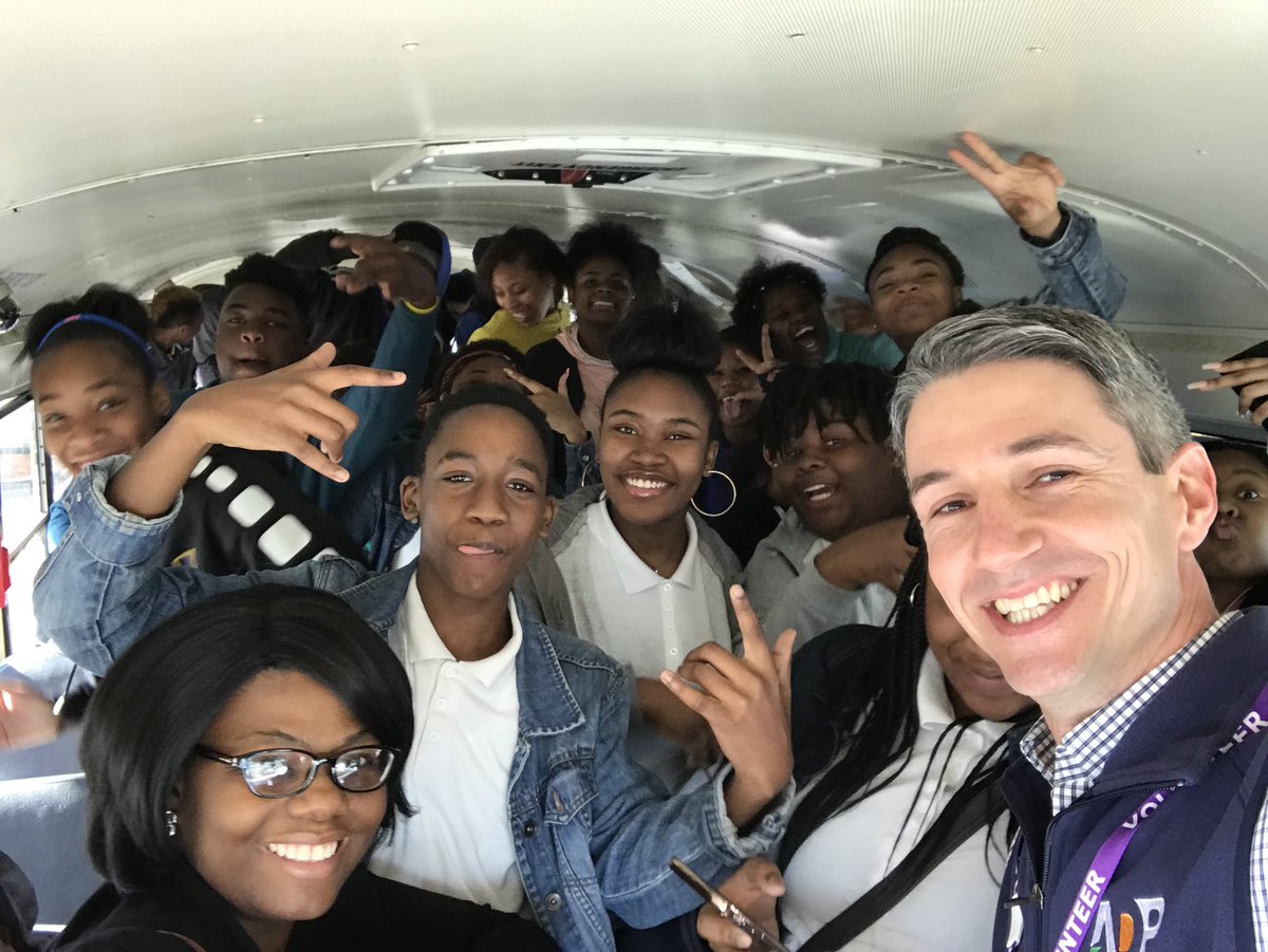 tjackson_adp's tweet photo. South State Champs @HattiesburgHigh Tigers in the House!!! #econdev #workforcedev #thisisntwork #thisisfun @ADPHattiesburg #jumpstart Great job @DanielJayroe https://t.co/lYvIQiRCjw