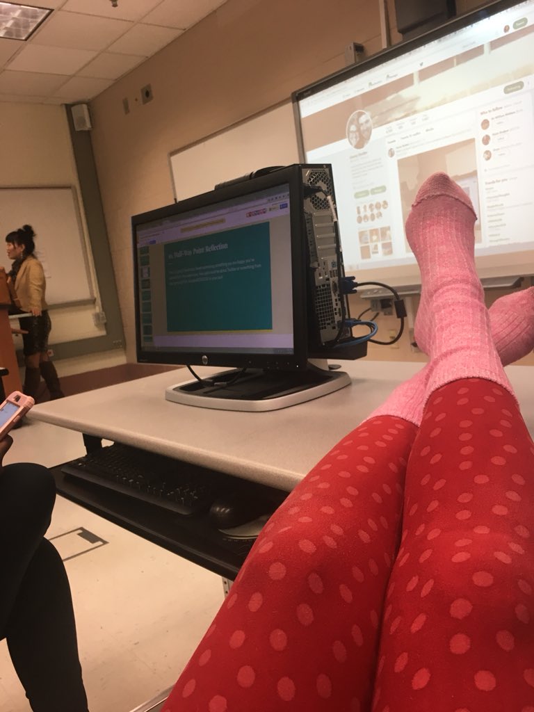 ss8245's tweet photo. Learning in my pokla dot pants #EDUC3100 https://t.co/Ug9Wyn5fx3