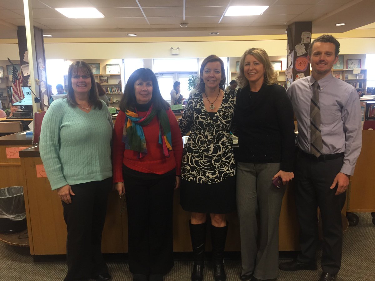 ChristinaK12's tweet photo. The International Literacy Association (ILA) adopted Kirk Middle School'’s library this winter holiday season and surprised #KirkMS with 175 donated books and $250 to support the school library. @ILAToday | https://t.co/izWJfJrfGz https://t.co/kxCerBcTPC