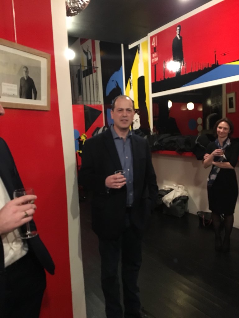 Fabien_Soulet's tweet photo. Merci @WillPhillipson @SilverRailTech pour cette soirée sympathique autour du film L’Orient Express ... et les premiers billets @eurostar réservés avec la nouvelle connexion directe #SilverRail #SNCF #PAO @mcmaheas @MVolteau https://t.co/qMiKSnv7A6