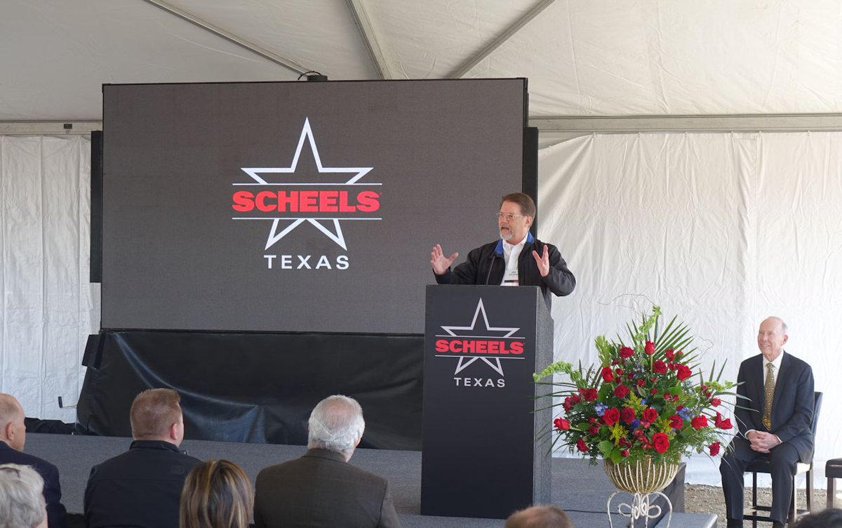 TheColonyTexas's tweet photo. Alongside executives from @SCHEELS & @GrandscapeTX, city officials broke ground today on what will be the nation's largest all-sports store (331Ksf) when complete in 2020. Welcome to #TheColony! For more photos: https://t.co/Gj1CDVsvUP https://t.co/poVhfkijMa