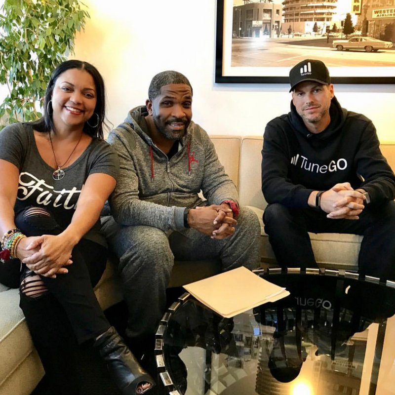 TuneGO's tweet photo. Throwback Thursday to our CEO, @johnmusickohl and our President of @TuneGOMusic Group, @alinthevalley meeting with William "Fuzzy" West, GM of @PriorityRecords Distribution. https://t.co/i31TJrHRXn