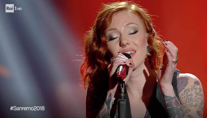 EvaOfficial_'s tweet photo. Un’esplosione sotto pelle e nel cuore... un'emozione indimenticabile! 
Grazie di cuore! 
#cosatisalverà #sanremo2018
@SonyMusicItaly @OTRlive https://t.co/hw5Hx53tIN