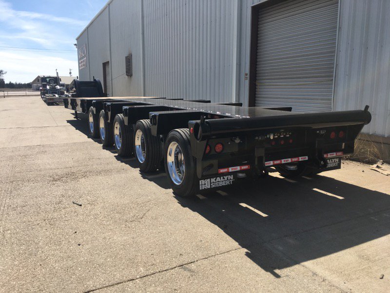 KalynSiebert's tweet photo. #lowboy #oilfield #5axle Contact one of our exclusive dealers today! @axetrailers #axetrailers #walkertrailer #texasbuilt #trailersforsale #qualitytrailers #bestwelders #qualitywelders https://t.co/RGbV4YMqXM