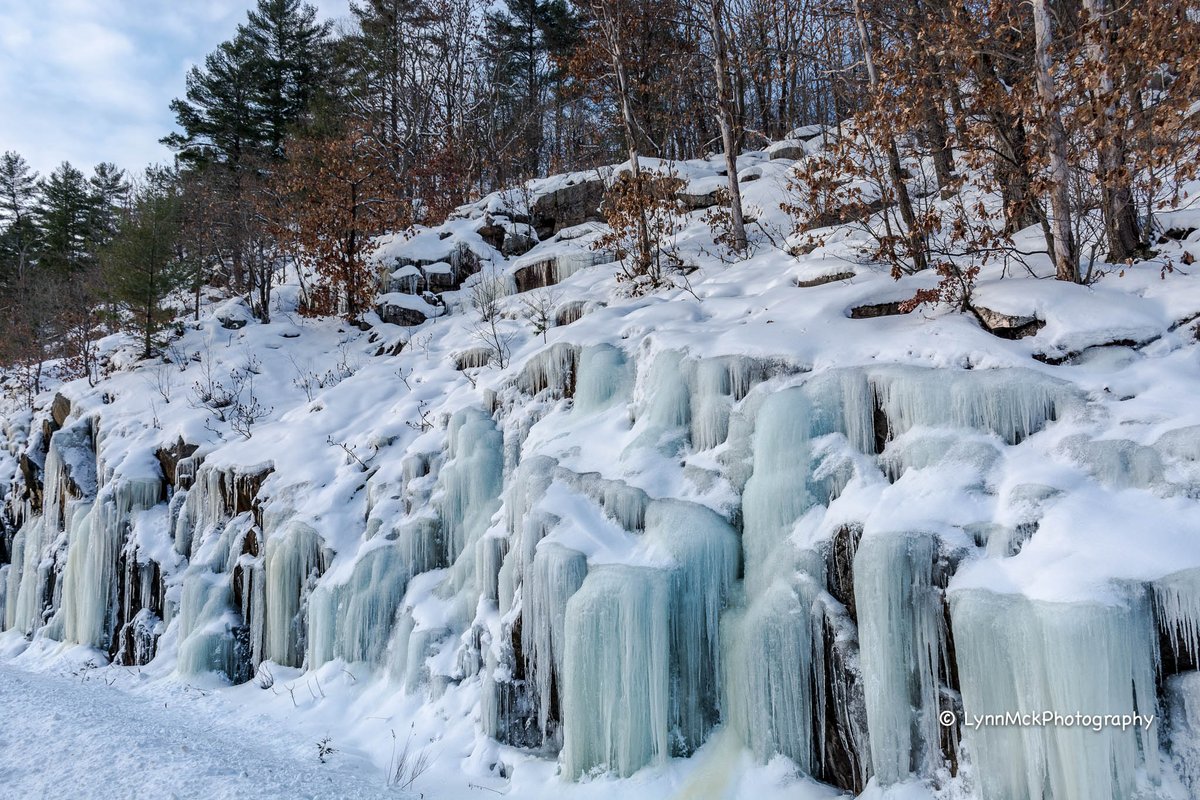 justabitfurther's tweet photo. Throwback to #dec2017 #Rosseau #BentRiver @explorersedge @Muskoka411 @NorthMuskoka @MuskokaTourism #backcountry #HikingAdventures #getoutside @TourismON #hiking #WinterWonderland https://t.co/7DCh0rqcyL