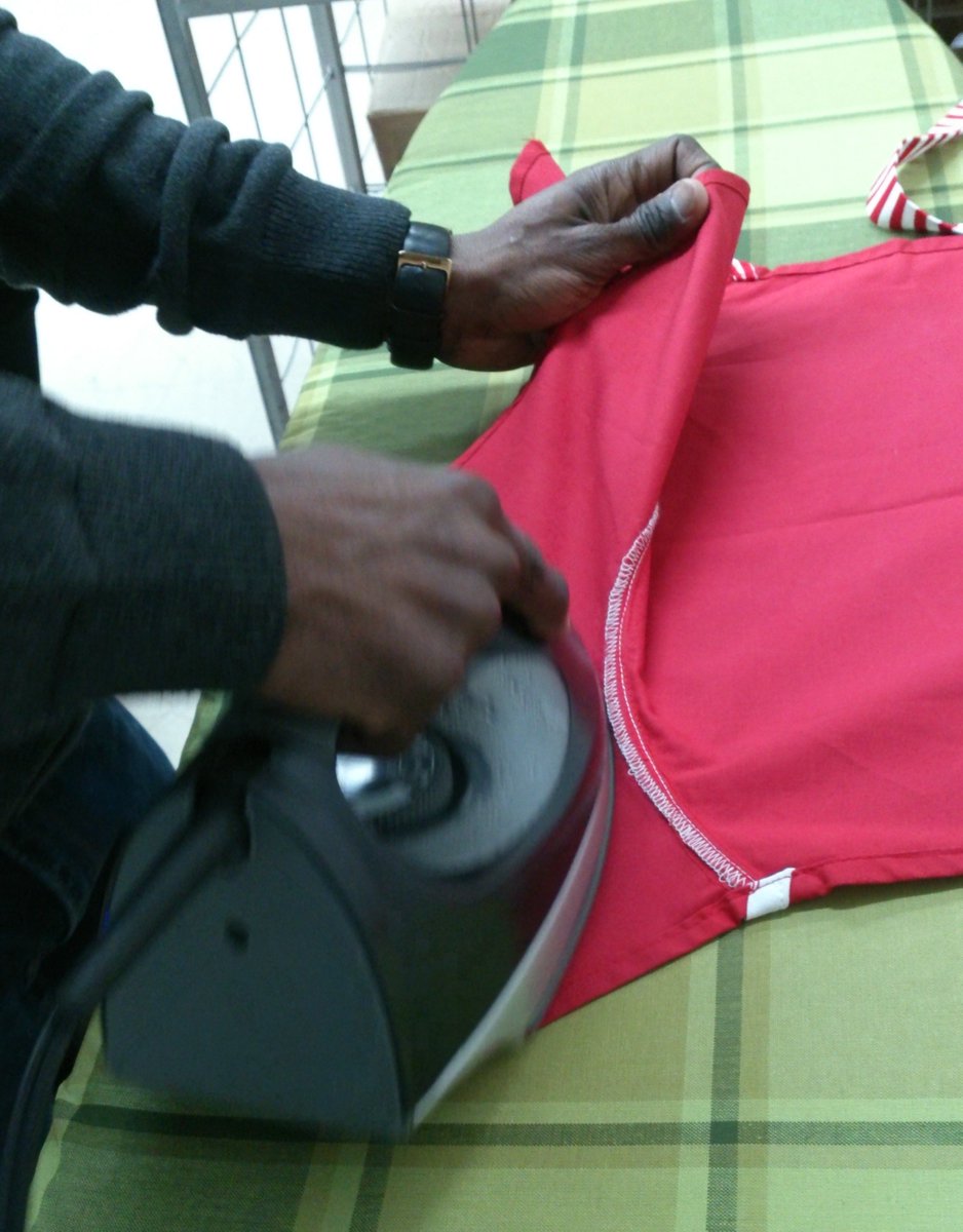 DesignsCuttingE's tweet photo. Do you need conference bags, volunteer vests, other customized apparel or fabric items?

We are a #Winnipeg #socialenterprise that trains and hires #newcomers to produce #quality #custom #softgood products.

Please RT.

Reply for a quote. https://t.co/lCBLc5rJtP