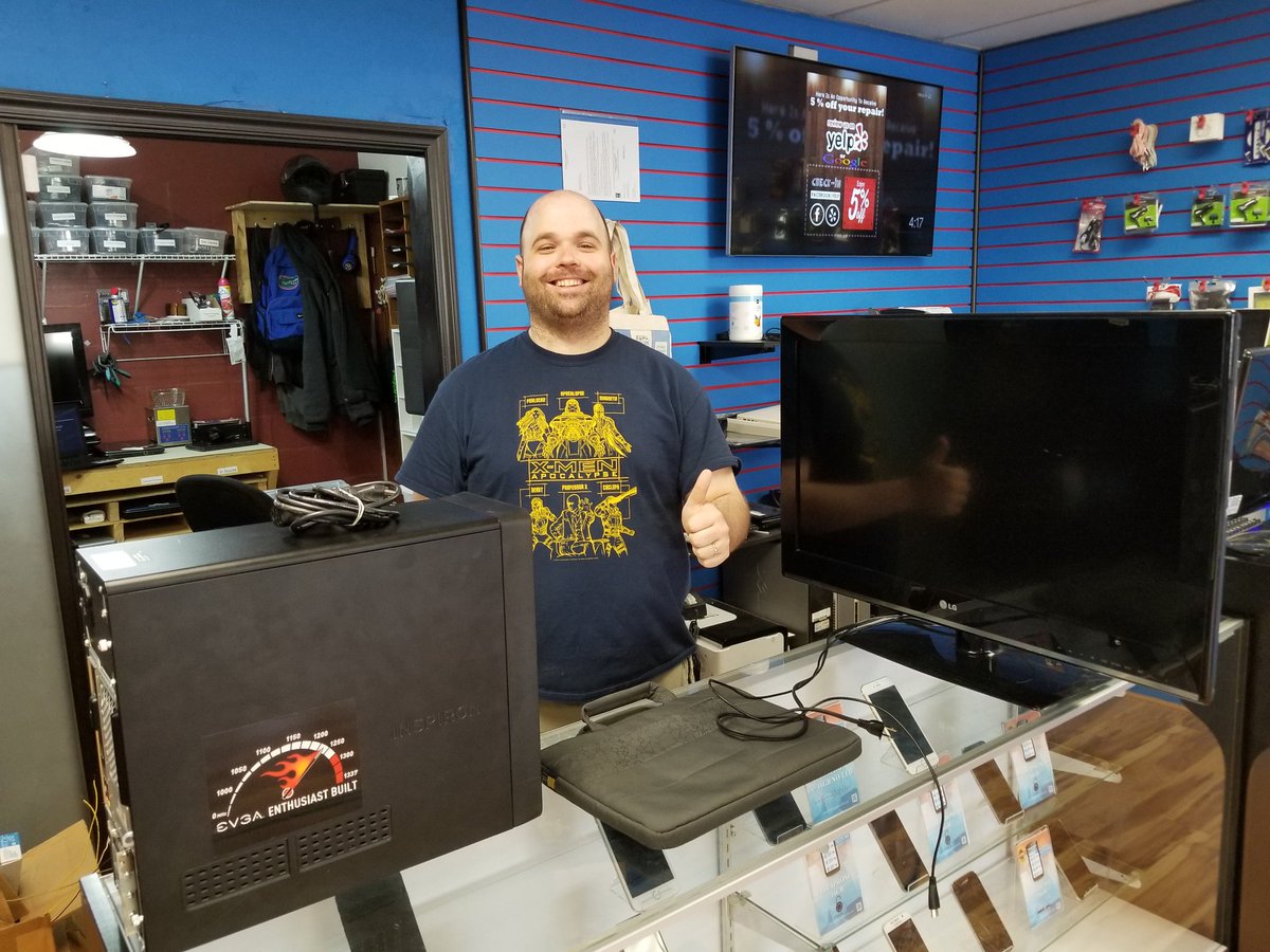 SwaggerjackProd's tweet photo. We want to give a big thanks to #MobileRepairTechs in #Gainesville, #Florida for fixing our editing #PCs, our #Note2, getting the data off our dead #Note4 &amp; selling us a new #Editing #PC that we just brought home ^^

#Swaggerjack Productions
#SwaggerjackMarketing https://t.co/V3tVFmjasO