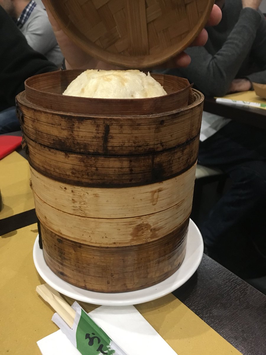chuanlao's tweet photo. Last time I ate #dumplings this good was in #Peking 😍🥟 #饺子 #包子 #美食 #中餐 #最好吃 #炒 #北京 #中国 #辣 #白菜 #猪肉 #鱼
#dumplingbar #rome #chinesefood #foodie #learnchinese #cucinacinese #cina #cibosano #cibocinese #pechino #ravioli #cinese #cineseperpessimisti #teacupt9n https://t.co/Ug7yJw7T6T