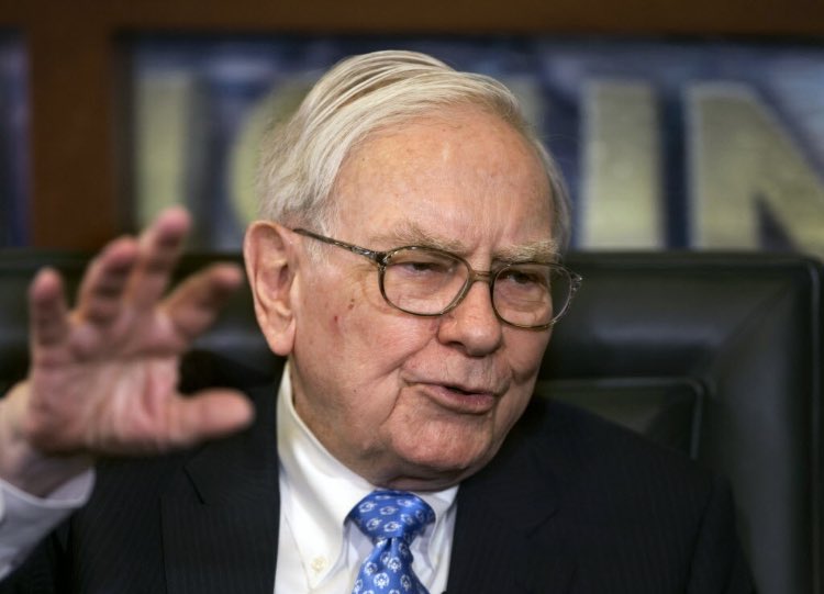 Bir insanda 3 şey arayın;
Zeka, kalp ve dürüstlük.
Eğer sonuncusu yoksa, ilk ikisiyle de uğraşmayın.  

Warren Buffett