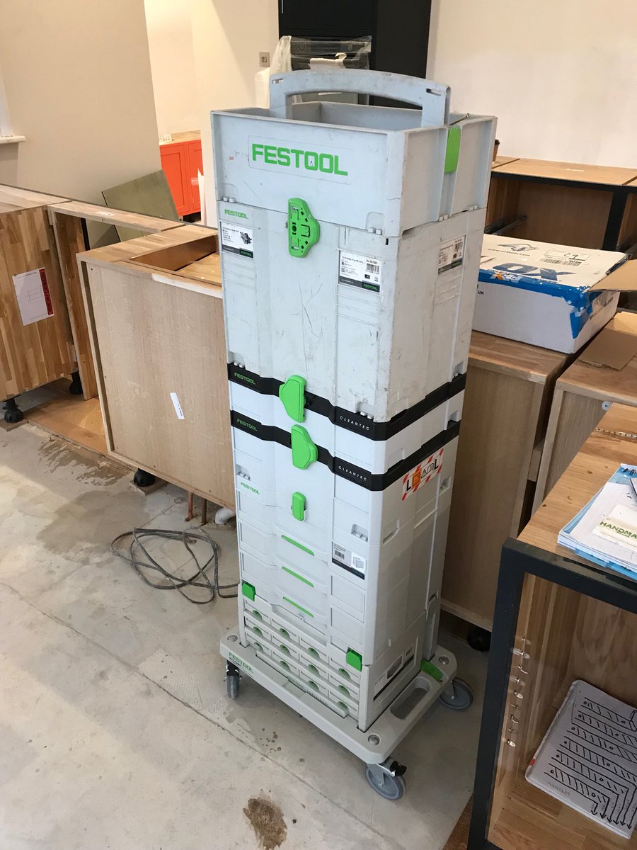 Griffin_Works's tweet photo. The festool skyscraper is getting ridiculous :) #bespoke #oak #kitchen #build #oxford #carpentry https://t.co/dkGlHYVG4s