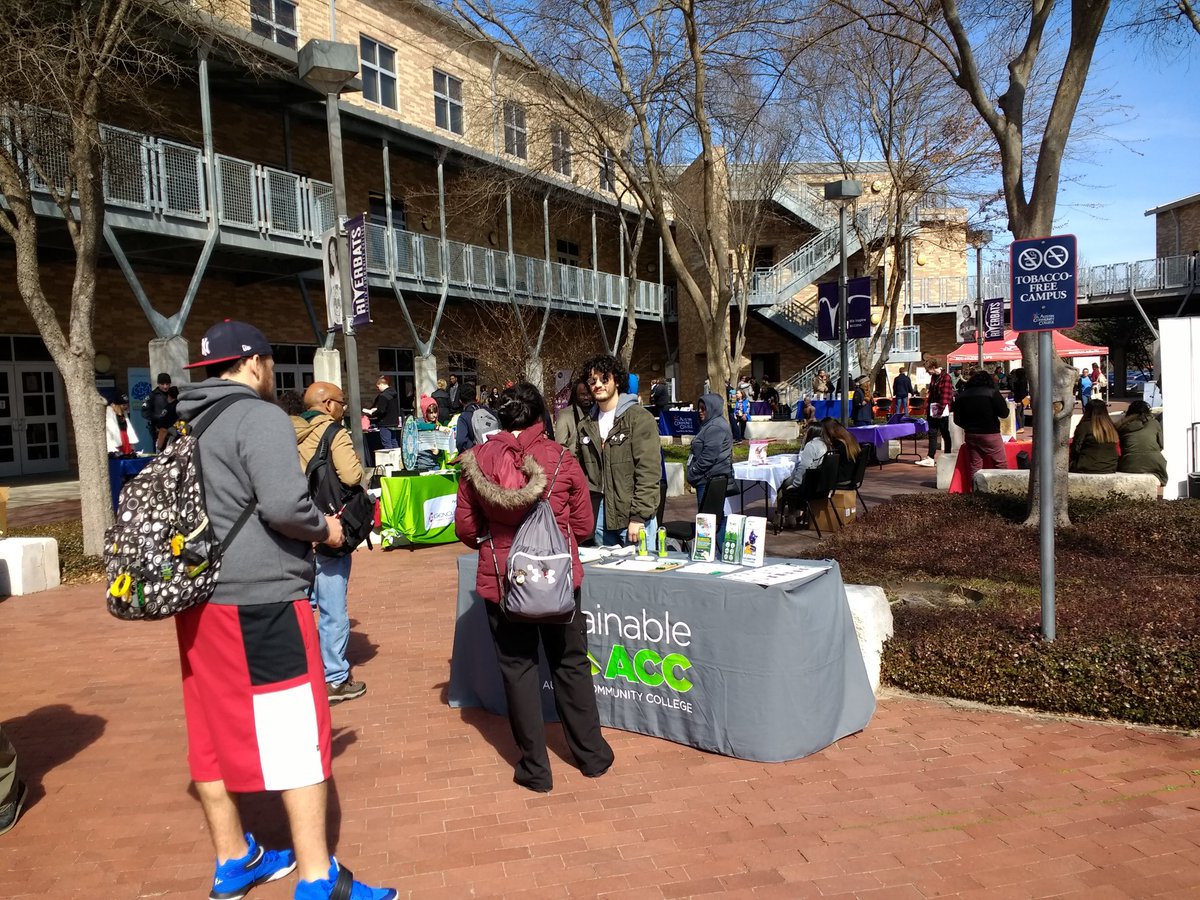sustainableACC's tweet photo. Happening now... #RiverbatBash at ACC Eastview. We are here until 2pm, come chat with us! https://t.co/WScsRxydQJ