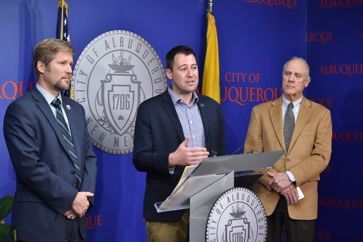 ABQCityCouncil's tweet photo. City Councilors @IkeBenton &amp; @PatDavisNM joined @MayorKeller to announce solar energy projects at some city facilities including the Main Library, Alamosa Community Center, &amp; fire stations. https://t.co/ySKkC3Nuxx
