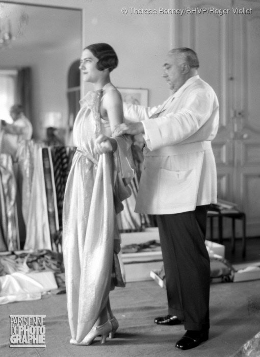 PalaisGalliera's tweet photo. [On aime, on partage! - 1/2] Plus de 80 ans après la fermeture de sa maison historique, #PaulPoiret revient sur les podiums! La griffe va "renaitre" lors de la prochaine #PFW 👉 https://t.co/yPf44rYiTc https://t.co/PjG4k2oTUa