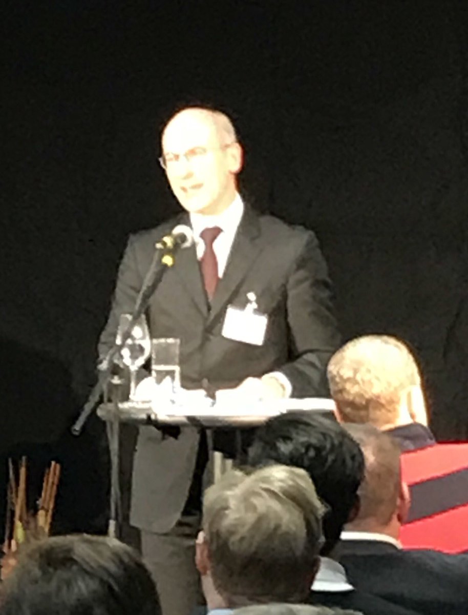 DGQ_LGS_Sued's tweet photo. DGQ-Vizepräsident Dr. Gorny spricht über die Herausforderungen der Digitalisierung https://t.co/gwASiIclHU