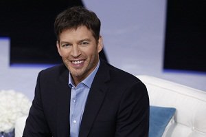 Channel8ABC's tweet photo. Thursday on #HarryTV: Harry performs a tribute to #EdwinHawkins! PLUS: #TheAlienist’s @TheRealLukevans AND Olympic Figure Skating Champion @taralipinski! Tune in at 2PM! https://t.co/80vaIu8y3U