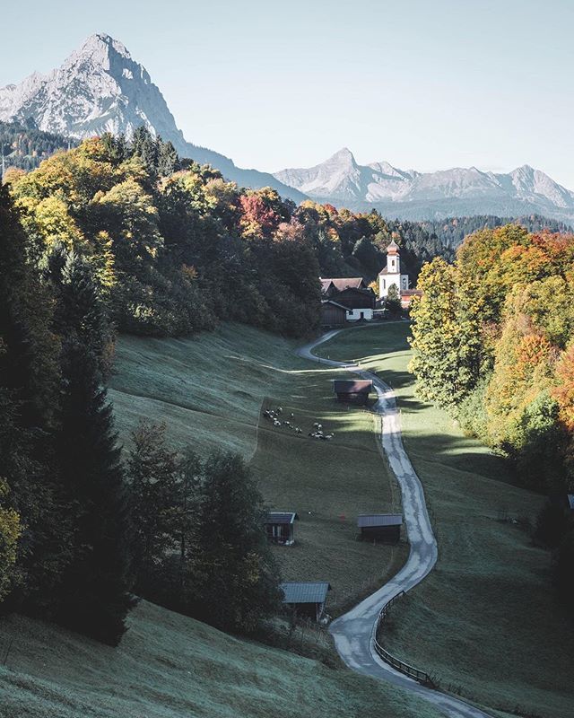 sunnyherzinger's tweet photo. ⠀
I’m done with winter... 🍂 ⠀
.⠀
#zugspitze #eibsee #visitbavaria #alpensucht #ig_color #instakwer #MoodyGrams #vzcomood #YourShotPhotographer #WonderMore #earthoutdoors #folkgreen #mountainroad #globeshotz #artistfound #ig_shotz_feb18 #VisualCollect… https://t.co/8GgYB3bFfk https://t.co/hnWH3pyrfG