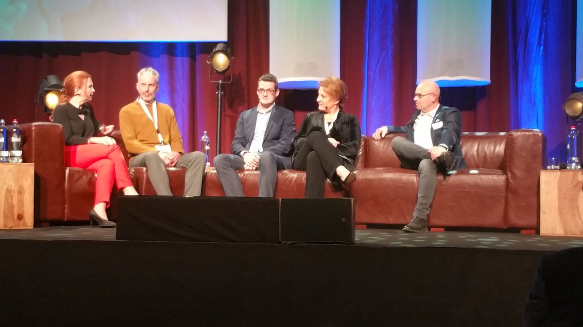 JeanMarcMullie's tweet photo. Interessant afsluitend Innovatie debat met @TelevicGroup @makaDLM @StfnGrsjn @LVEBveggie #Disruptival met @POMWVL @TUAWest1 https://t.co/DTQckj2Jki
