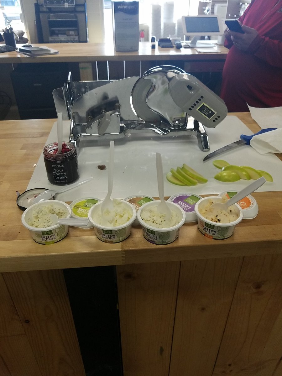 ApexTaproom's tweet photo. Oh the cheeses will try!  #greendirtfarm #GameDayEats #Lunch #sheep #localeats #thesourcheerry #jam #Apple https://t.co/CaPXt15vLk